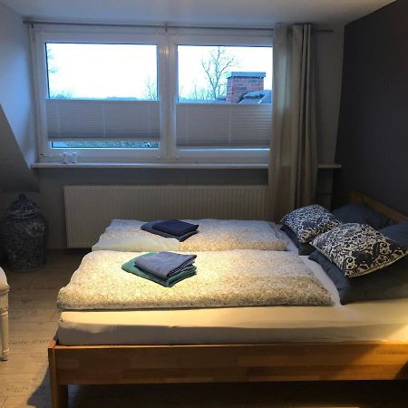 Lüttes Huus Villa Emden Exterior foto