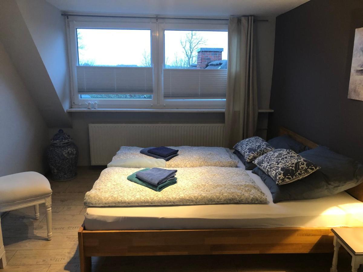 Lüttes Huus Villa Emden Exterior foto